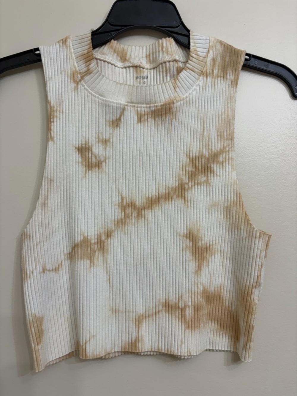 aerie Ribbed Tie-Dye Crop Tank in Cream & Tan